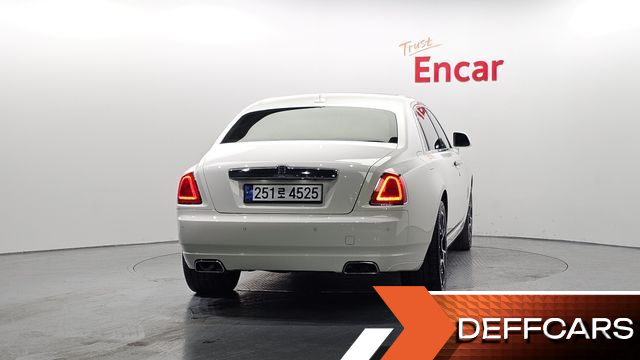 Rolls-Royce GHOST 6.6 EWB V12 купить на сайте DeffCars