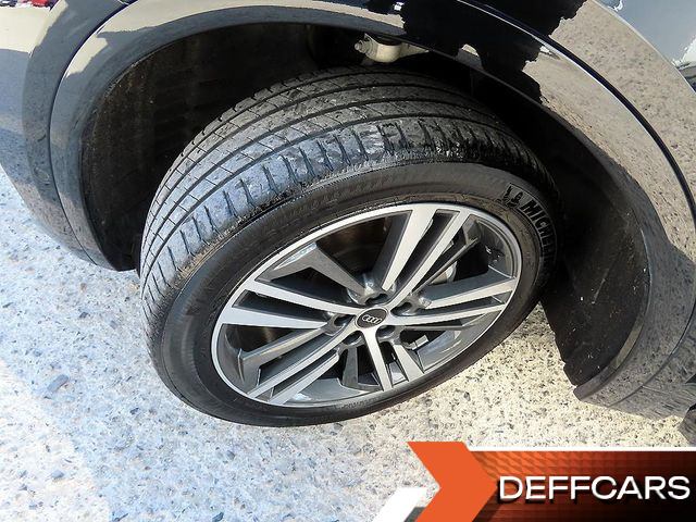 Audi Q5 45 TFSI Quattro Premium купить на сайте DeffCars