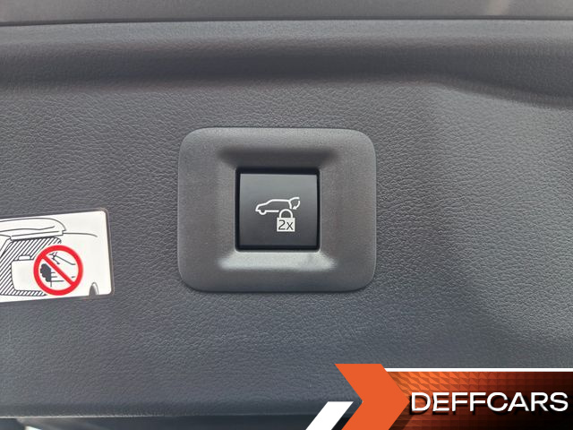 Toyota ALPHARD 2.5 HEV Executive AWD купить на сайте DeffCars