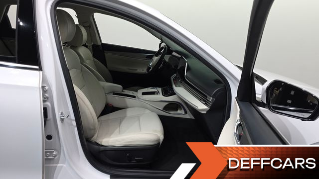 Hyundai GRANDEUR 2.5 Le Blanc купить на сайте DeffCars