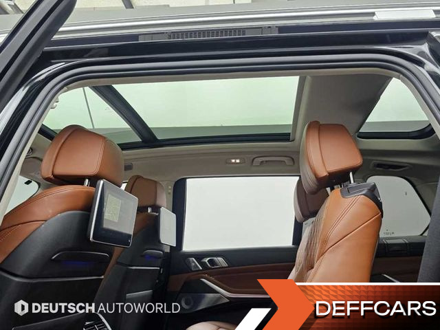 BMW X7 xDrive 40i Design Pure Excellence 6-Seater купить на сайте DeffCars