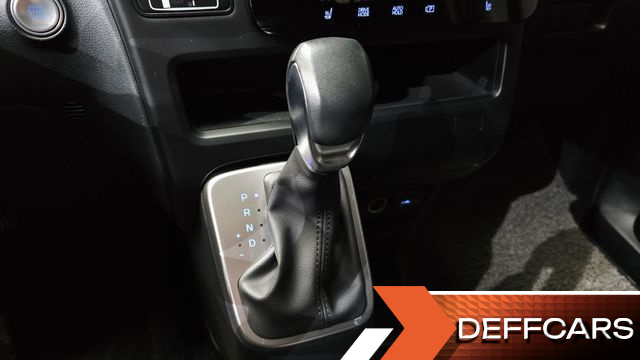 Hyundai STARIA L3.5 Cargo 5-Seater Modern купить на сайте DeffCars