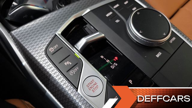 BMW 3-SERIES 320i M Sport купить на сайте DeffCars