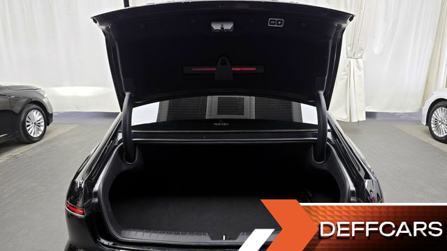 Hyundai GRANDEUR 3.5 LPG 2WD (Taxi) Deluxe купить на сайте DeffCars