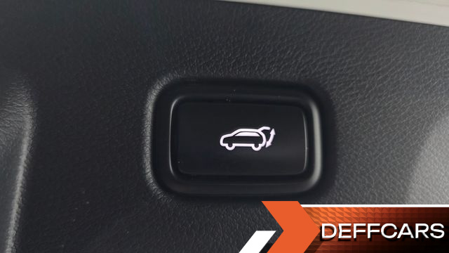 Kia SPORTAGE Gasoline 1.6 Turbo 2WD Signature купить на сайте DeffCars