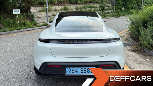Porsche TAYCAN 4S купить на сайте DeffCars