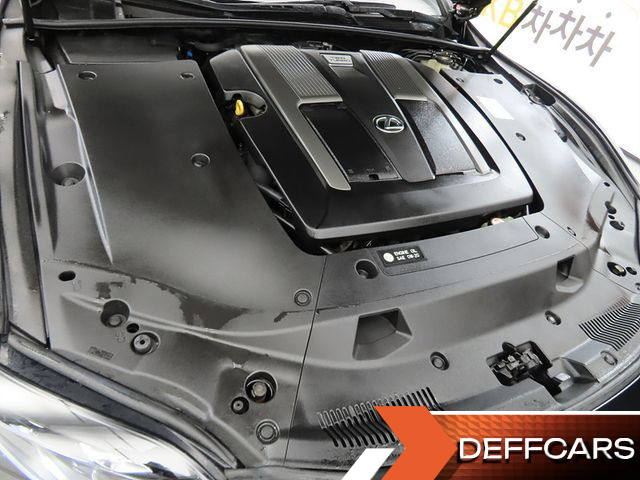Lexus LS 3.5 Platinum AWD купить на сайте DeffCars