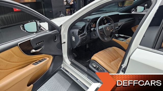 Lexus LS 3.5 Supreme AWD купить на сайте DeffCars