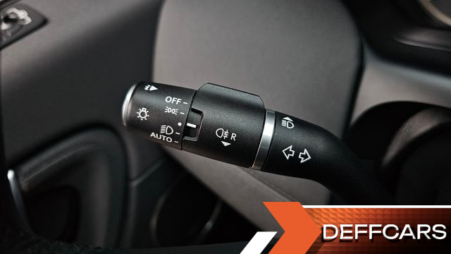 Land Rover DISCOVERY SPORT P250 SE купить на сайте DeffCars