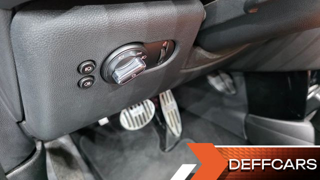 Mini COOPER CONVERTIBLE Standard 3rd купить на сайте DeffCars