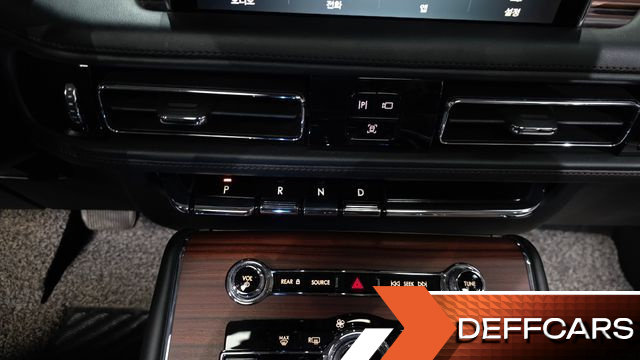 Lincoln AVIATOR 3.0 Reserve  AWD купить на сайте DeffCars