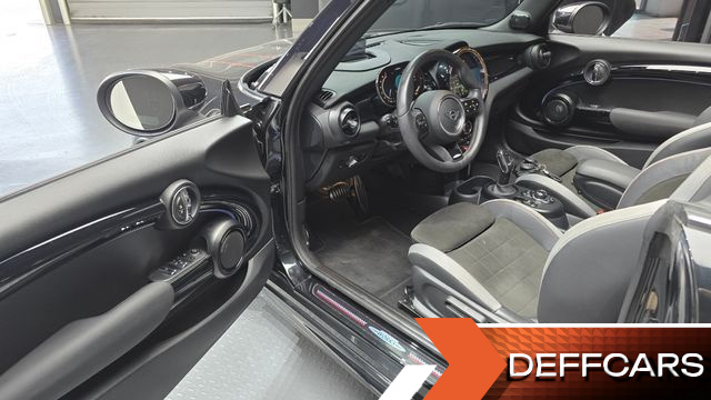 Mini COOPER CONVERTIBLE JCW 3rd купить на сайте DeffCars