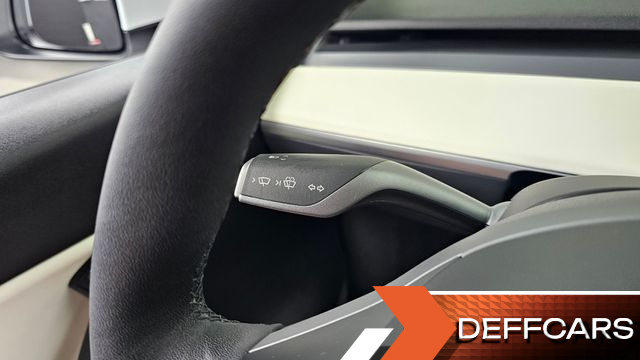 Tesla MODEL Y Long Range AWD купить на сайте DeffCars