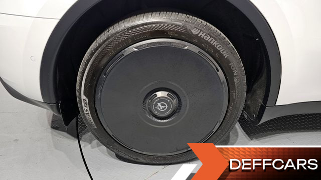 Tesla MODEL Y Long Range AWD купить на сайте DeffCars