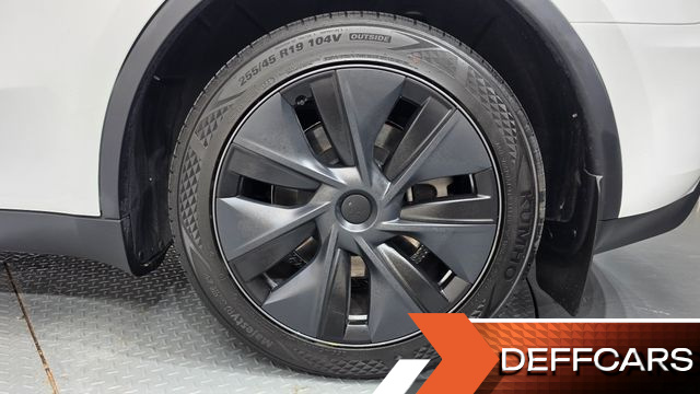 Tesla MODEL Y Long Range AWD купить на сайте DeffCars