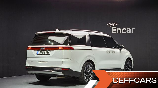 Kia CARNIVAL Gasoline 7-Seater Signature купить на сайте DeffCars