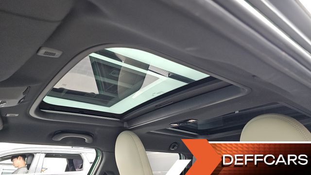 Mini COOPER 5 Door Favoured купить на сайте DeffCars
