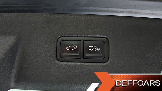Kia CARNIVAL Gasoline 7-Seater Signature купить на сайте DeffCars