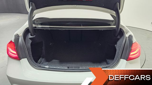 BMW 3-SERIES 320i M Sport купить на сайте DeffCars