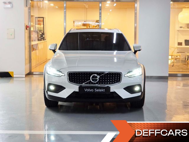 Volvo V60 B5 Ultra AWD купить на сайте DeffCars