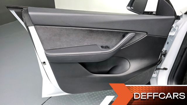 Tesla MODEL Y Standard Range RWD купить на сайте DeffCars