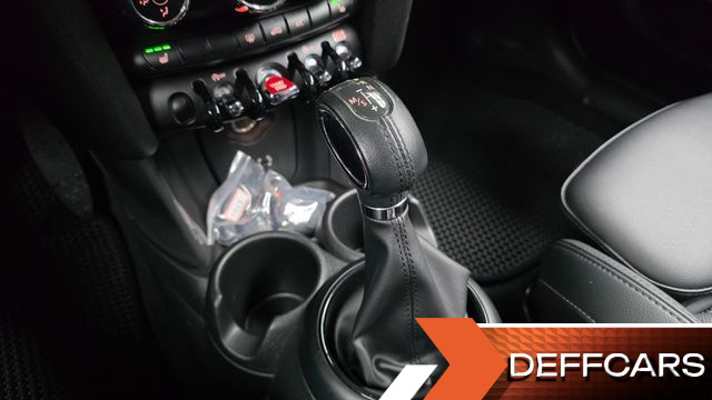 Mini COOPER 5Door Standard 3rd купить на сайте DeffCars