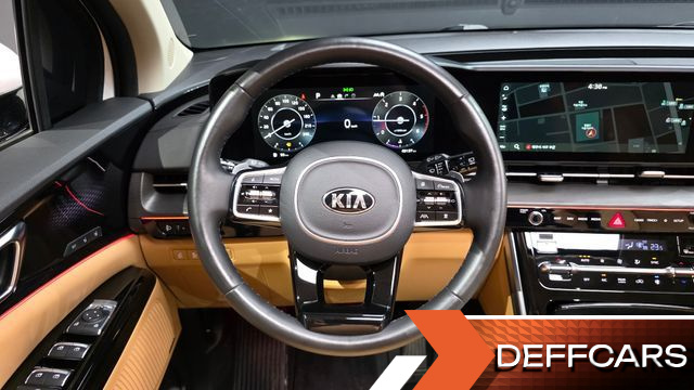 Kia CARNIVAL 9-Seater Signature купить на сайте DeffCars