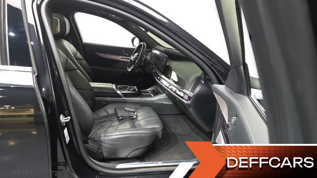 BMW 7-SERIES 740d xDrive M Sport купить на сайте DeffCars