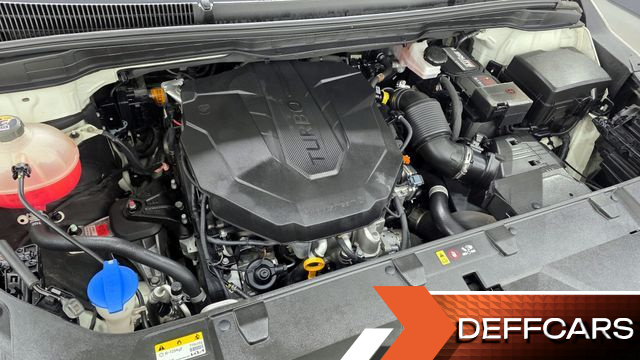 Kia CARNIVAL 9-Seater Noblesse купить на сайте DeffCars