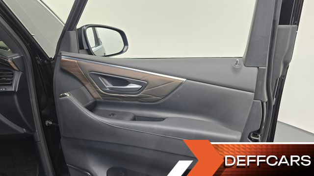 Toyota ALPHARD 2.5 HEV Executive AWD купить на сайте DeffCars