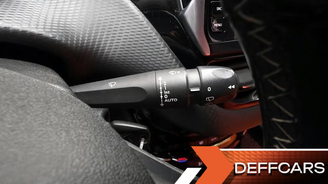Peugeot 2008 1.5 BlueHDi Allure купить на сайте DeffCars