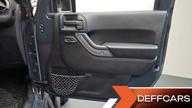 Jeep WRANGLER 3.6 Sport 2Door купить на сайте DeffCars