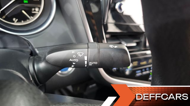 Toyota CAMRY 2.5 LE Hybrid купить на сайте DeffCars