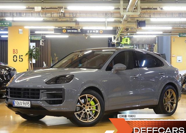 Porsche CAYENNE 3.0 E-Hybrid Coupe купить на сайте DeffCars