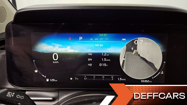 Kia CARNIVAL Gasoline 9-Seater Signature купить на сайте DeffCars