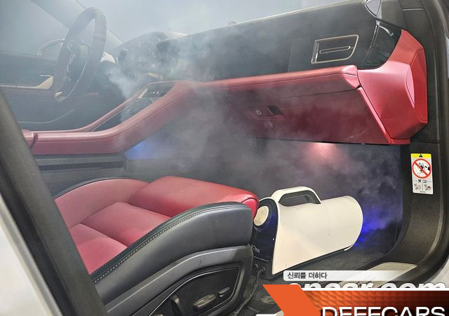 Porsche TAYCAN 4S купить на сайте DeffCars