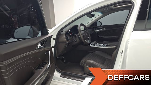 Kia STINGER 2.5 Masters купить на сайте DeffCars