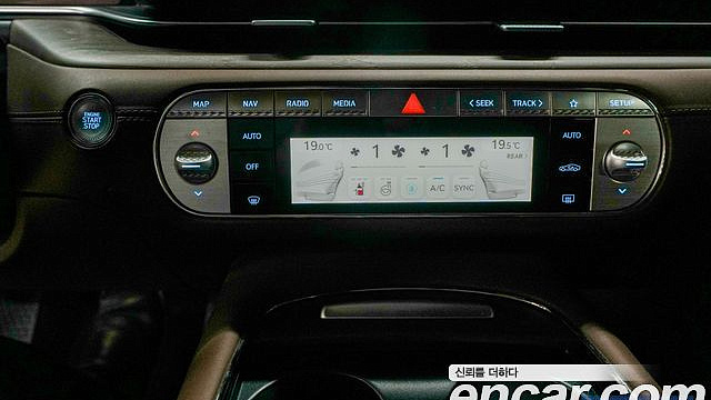Genesis G90 Gasoline 3.5 Turbo AWD купить на сайте DeffCars