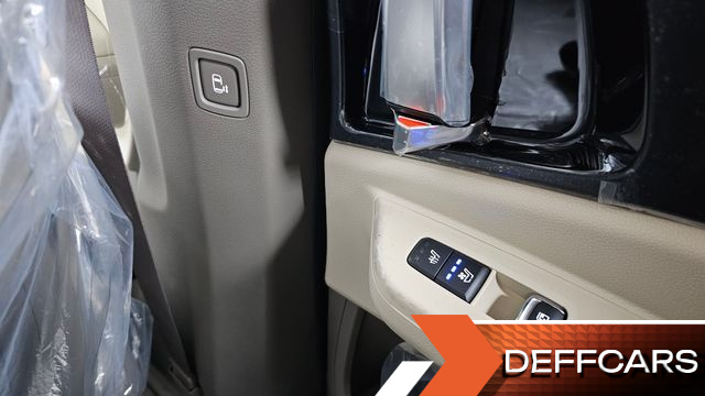 Kia CARNIVAL HEV 7-Seater Hi Limousine Signature купить на сайте DeffCars