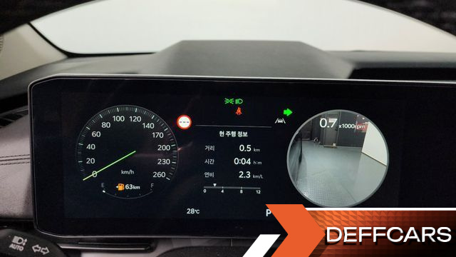 Kia CARNIVAL Gasoline 9-Seater Signature купить на сайте DeffCars