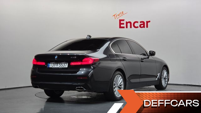BMW 5-SERIES 530i Luxury купить на сайте DeffCars