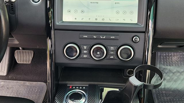 Land Rover DISCOVERY 2.0 SD4 SE купить на сайте DeffCars