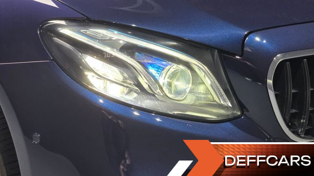 Mercedes E-CLASS E400 4MATIC Coupe купить на сайте DeffCars