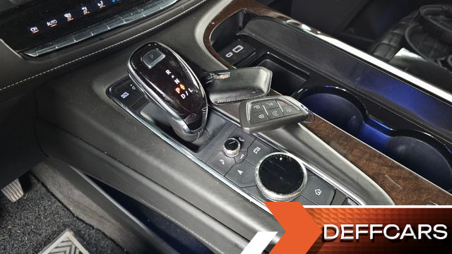 Cadillac ESCALADE 6.2 ESV ESV Premium Luxury Platinum купить на сайте DeffCars