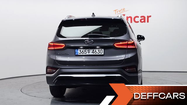 Hyundai SANTAFE Gasoline 2.0T 2WD Inspiration купить на сайте DeffCars