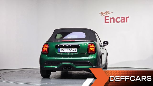 Mini COOPER CONVERTIBLE Classic Third Generation купить на сайте DeffCars