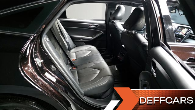 Toyota AVALON 2.5 Hybrid купить на сайте DeffCars
