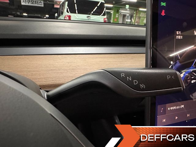 Tesla MODEL 3 Standard Range Plue RWD купить на сайте DeffCars