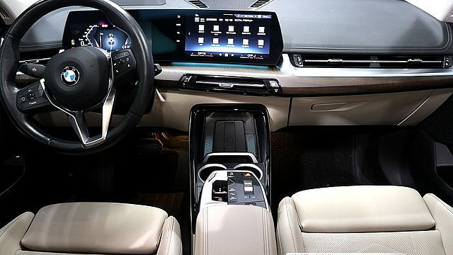 BMW X1 xDrive 20i xLine купить на сайте DeffCars