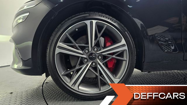 Genesis G70 Gasoline 2.5T 4WD купить на сайте DeffCars